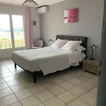 Avec Piscine Et Jardin * * * Sommières