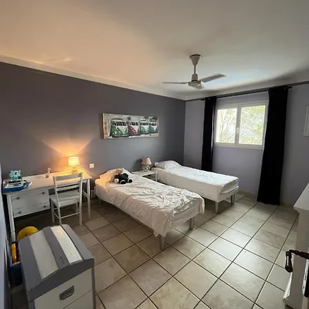 Villa Avec Piscine Et Jardin * * Sommières